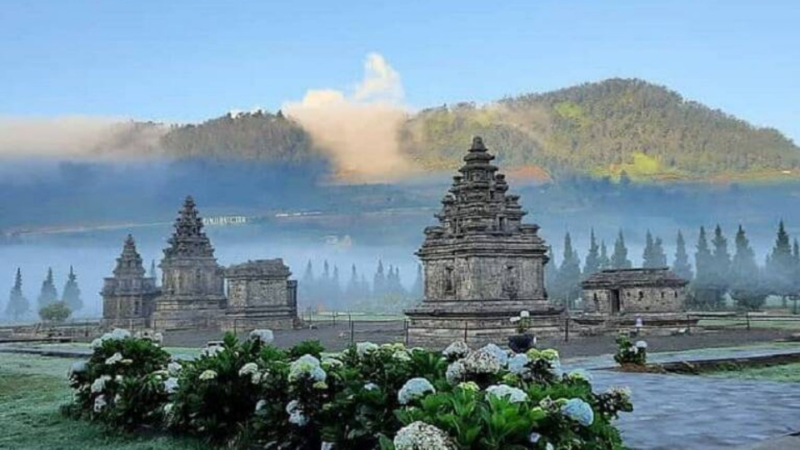 Wisata Dieng